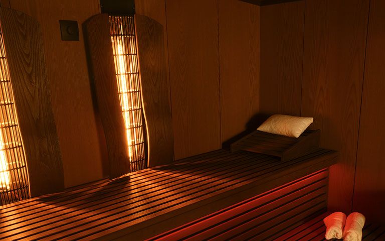 INFRARED SAUNA