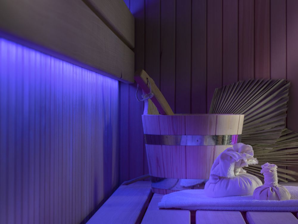 How to do finnish sauna treatment